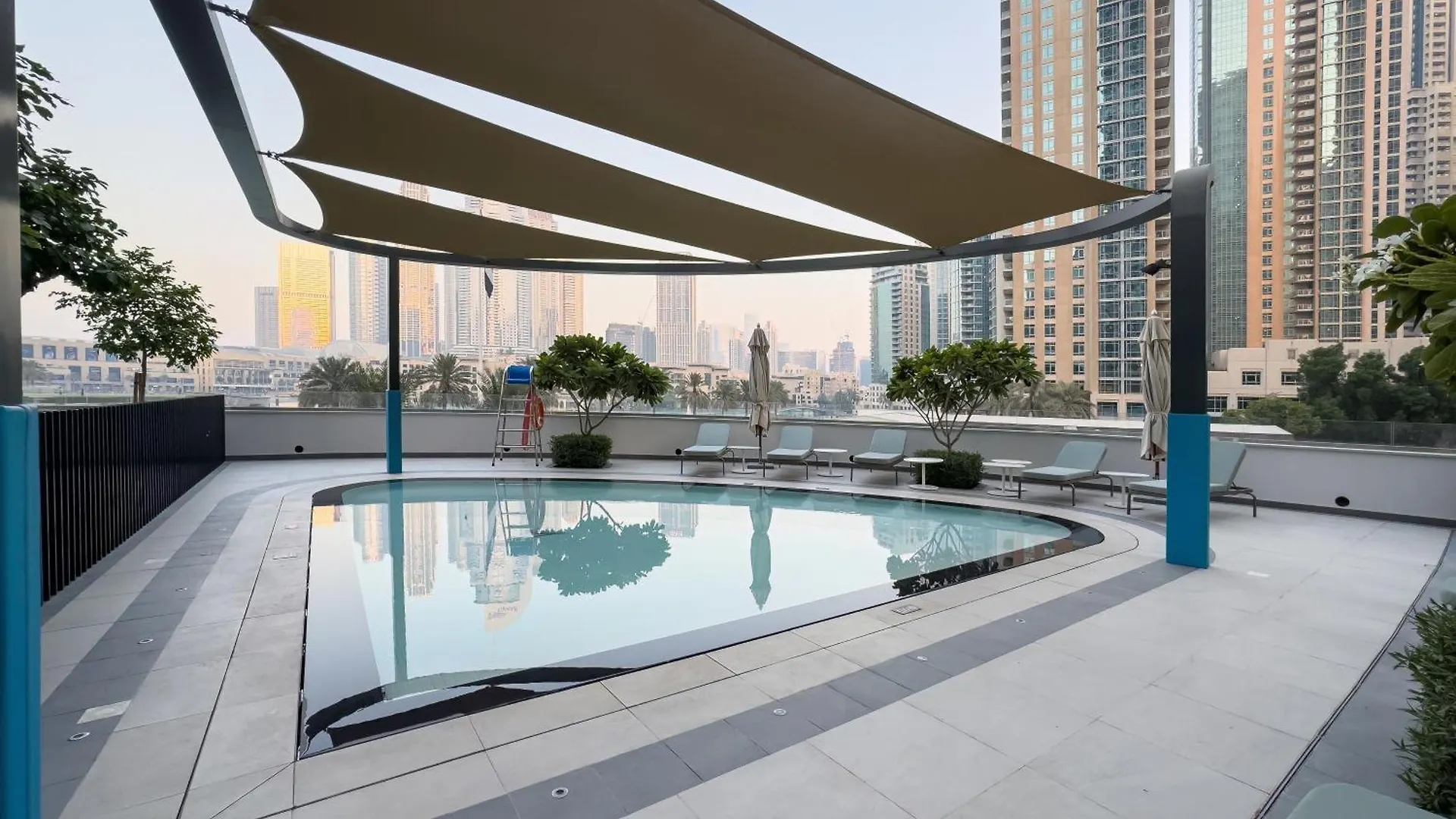 Smartstay At Grande Signature - Burj Khalifa View - 5 Min Dubai Mall - Downtown Dubai - Brand New Luxury Apartments