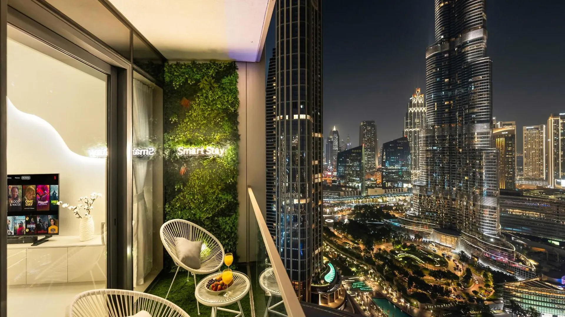 Smartstay At Grande Signature - Burj Khalifa View - 5 Min Dubai Mall - Downtown Dubai - Brand New Luxury Apartments