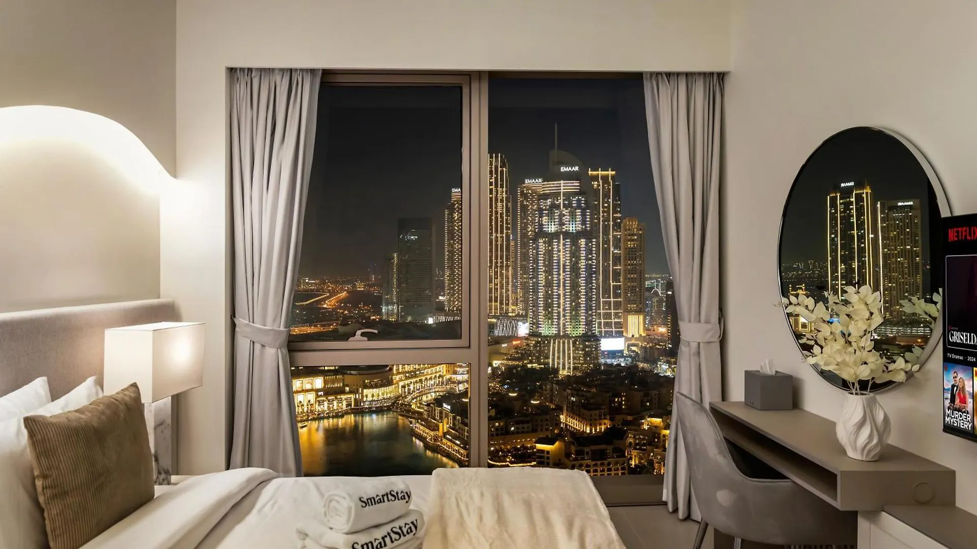 Smartstay At Grande Signature - Burj Khalifa View - 5 Min Dubai Mall - Downtown Dubai - Brand New Luxury Apartments