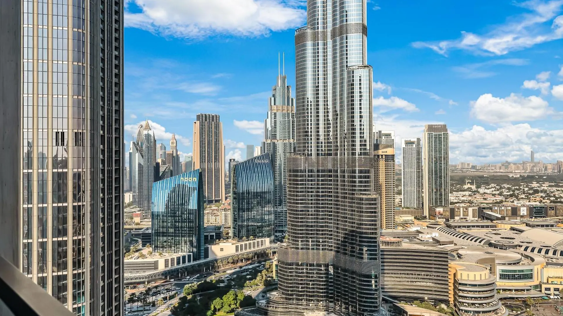 Smartstay At Grande Signature - Burj Khalifa View - 5 Min Dubai Mall - Downtown Dubai - Brand New Luxury Apartments United Arab Emirates